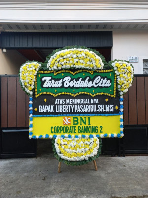 Papan Bunga Duka di Margaluyu